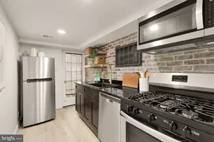 3249 P St NW, Washington, DC 20007 - Photo 46