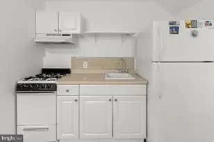 3650 Alton Pl NW, Washington, DC 20008 - Photo 24