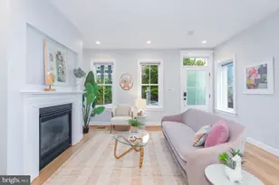 420 4th St SE, Washington, DC 20003 - Photo 6