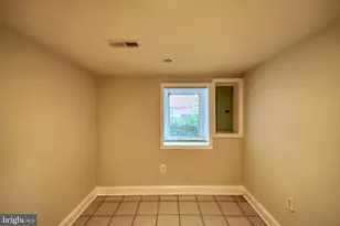 521 Foxhall Pl SE, Washington, DC 20032 - Photo 24
