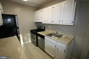 4114 Davis Pl NW, Washington, DC 20007 - Photo 10