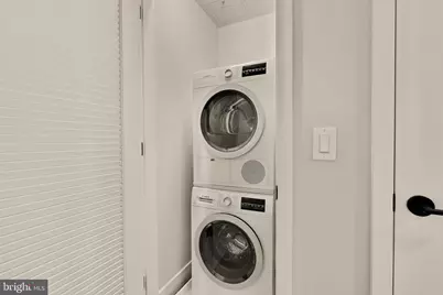 1300 4th Street SE #812, Washington, DC 20003 - Photo 24