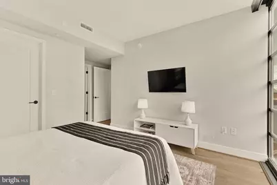1300 4th Street SE #812, Washington, DC 20003 - Photo 16