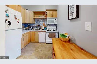 1711 Massachusetts Avenue NW #301, Washington, DC 20036 - Photo 2