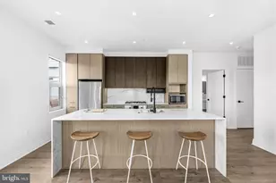 900 11th St SE, Washington, DC 20003 - Photo 8