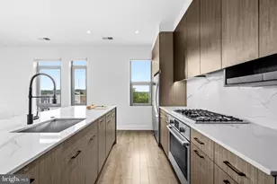 900 11th St SE, Washington, DC 20003 - Photo 10