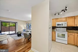 2111 Wisconsin Ave NW, Washington, DC 20007 - Photo 10