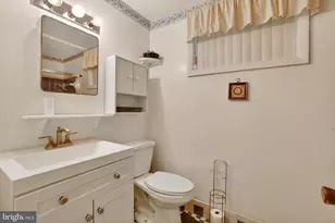 109 Van Buren St NW, Washington, DC 20012 - Photo 26