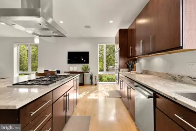 2867 Tilden Street NW, Washington, DC 20008 - Photo 26
