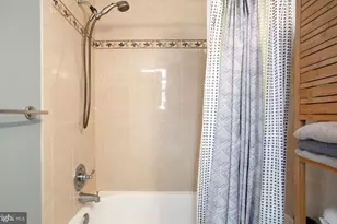 1417 Newton St NW, Washington, DC 20010 - Photo 26