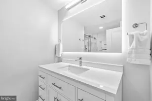 1117 10th St NW, Washington, DC 20001 - Photo 26