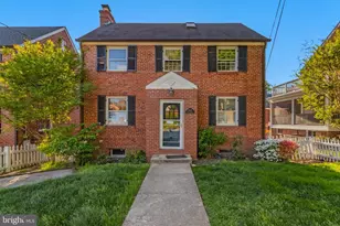5544 29th St NW, Washington, DC 20015 - Photo 2