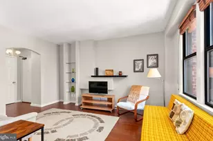 2515 K St NW, Washington, DC 20037 - Photo 2