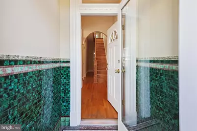 14 Seaton Place NW, Washington, DC 20001 - Photo 2