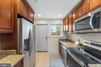 1527 K Street SE, Washington, DC 20003 - Photo 6