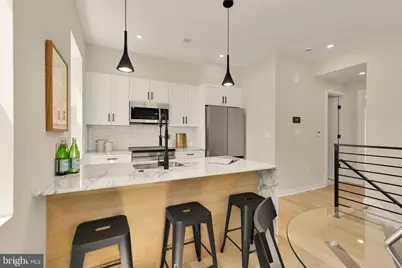 2606 41st Street NW #7, Washington, DC 20007 - Photo 6