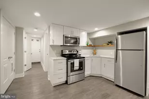 1236 Owen Pl NE, Washington, DC 20002 - Photo 38