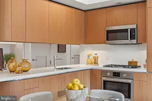 925 H St NW, Washington, DC 20001 - Photo 4