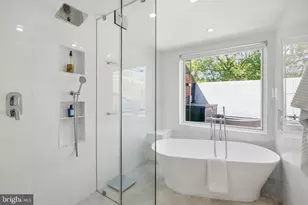 1712 19th St NW, Washington, DC 20009 - Photo 32