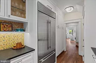2347 Ashmead Pl NW, Washington, DC 20009 - Photo 16