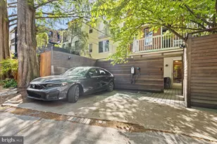 2347 Ashmead Pl NW, Washington, DC 20009 - Photo 52