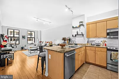 631 D Street NW #731, Washington, DC 20004 - Photo 2