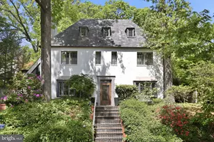 2853 Allendale Pl NW, Washington, DC 20008 - Photo 2