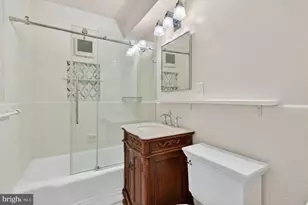 2500 Q St NW, Washington, DC 20007 - Photo 6