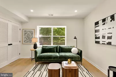 2606 41st Street NW #6, Washington, DC 20007 - Photo 6