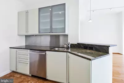 1300 13th Street NW #905, Washington, DC 20005 - Photo 10