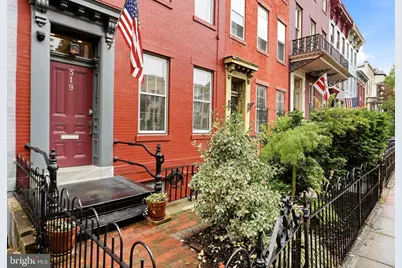 319 C Street SE, Washington, DC 20003 - Photo 1