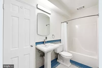 319 C Street SE, Washington, DC 20003 - Photo 54