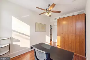 319 C St SE, Washington, DC 20003 - Photo 28