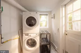 319 C St SE, Washington, DC 20003 - Photo 40