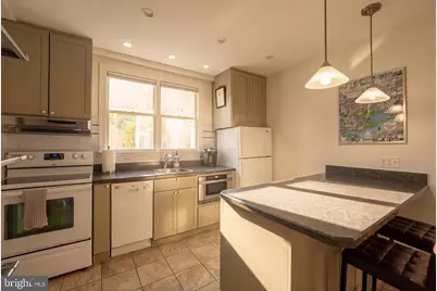 319 C Street SE, Washington, DC 20003 - Photo 48