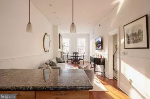 319 C St SE, Washington, DC 20003 - Photo 16