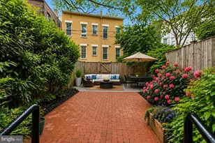 319 C St SE, Washington, DC 20003 - Photo 44