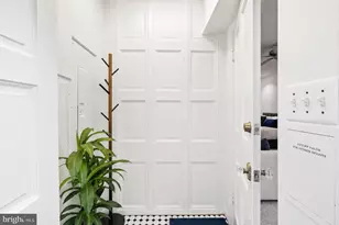 319 C St SE, Washington, DC 20003 - Photo 54