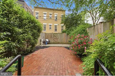 319 C Street SE, Washington, DC 20003 - Photo 50