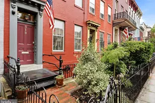 319 C St SE, Washington, DC 20003 - Photo 6