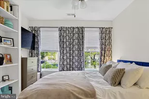 319 C St SE, Washington, DC 20003 - Photo 36