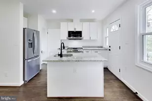 186 Forrester St SW, Washington, DC 20032 - Photo 10