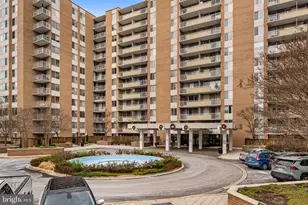 3001 Veazey Terrace NW, Washington, DC 20008 - Photo 1