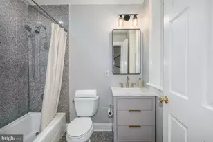 1212 M St NW, Washington, DC 20005 - Photo 12