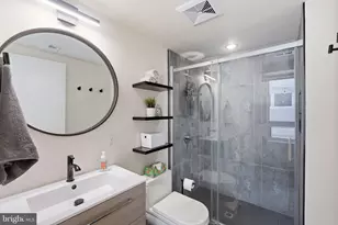 2424 17th St NW, Washington, DC 20009 - Photo 14