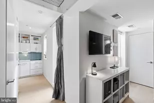2424 17th St NW, Washington, DC 20009 - Photo 6