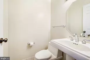 1616 Beekman Pl NW, Washington, DC 20009 - Photo 10