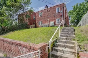 506 Eastern Ave NE, Washington, DC 20019 - Photo 2