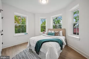 1614 Kilbourne Pl NW, Washington, DC 20010 - Photo 16