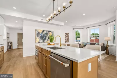 1614 Kilbourne Place NW #2, Washington, DC 20010 - Photo 6